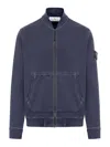 STONE ISLAND LOGO-PATCH ZIPPED SWEATSHIRT