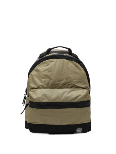 Stone Island Logo-patch Ripstop Backpack In Grün