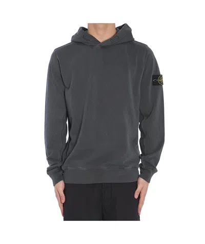 STONE ISLAND STONE ISLAND LOGO-PATCH LONG-SLEEVED HOODIE