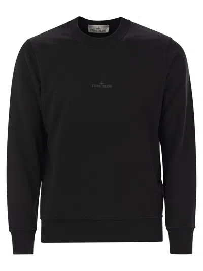 Stone Island Men Crewneck Sweatshirt With Institutional Five Print In Black