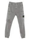 Stone Island Pantalone Cargo Con Patch Logo In Gray