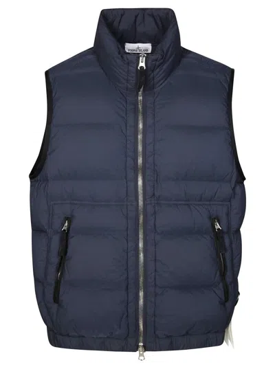 STONE ISLAND QUILTED HIGH-COLLAR SLEEVELESS JACKET WITH ZIP CLOSURE
