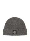 Stone Island Ribbed Logo-patch Beanie In Gray