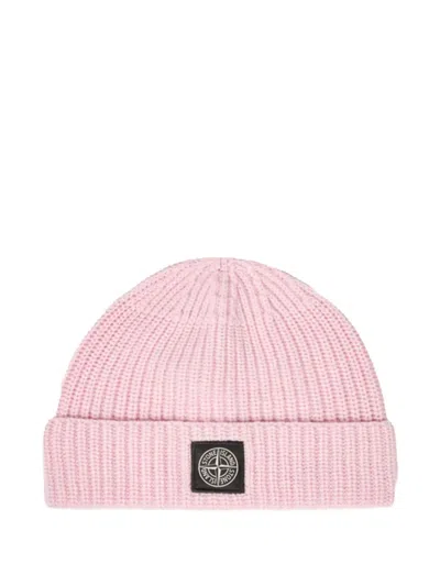 STONE ISLAND RIBBED LOGO-PATCH BEANIE