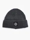Stone Island Ribbed Knit Beanie With Folded Cuff And Logo Patch In Gray