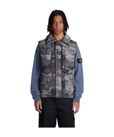 STONE ISLAND STONE ISLAND CAMOUFLAGE PRINTED SLEEVELESS GILET