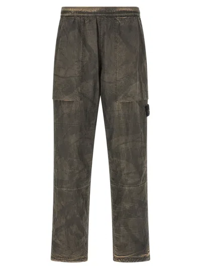 Stone Island Technical Fabric With Wrinkled Finish Cargo Pants In Green