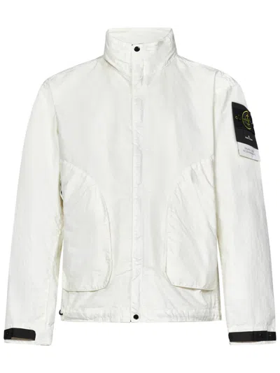 STONE ISLAND STONE ISLAND WHITE JACKET WITH LOGO PATCH AND CONTRASTING DETAILS