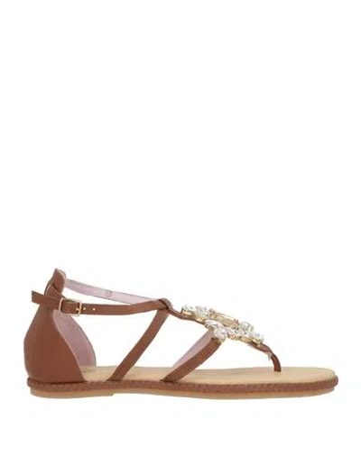 Stonefly Woman Thong Sandal Brown Size 6.5 Leather