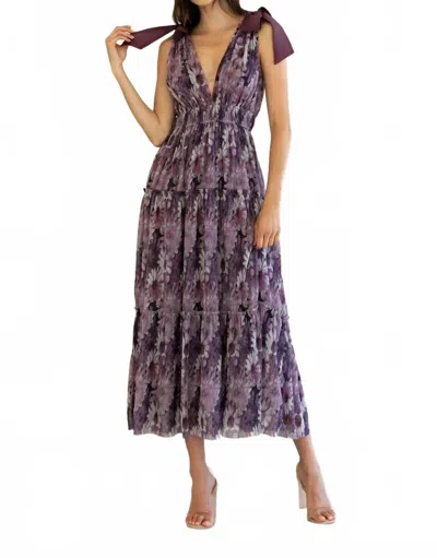 Storia Floral Feminine Midi Dress In Purple In Blue