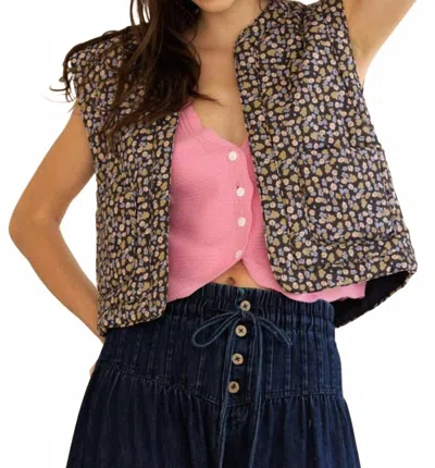 Storia Quilted Fall Floral Vest In Charcoal Multi In Gray