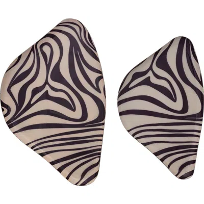 Storied Home 2-piece Enameled Trays In Brown