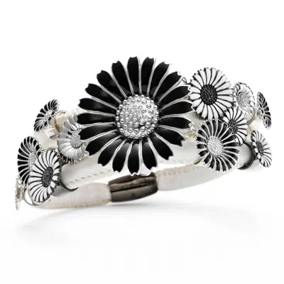 Story Jewellery Daisy Button In Silver In Black
