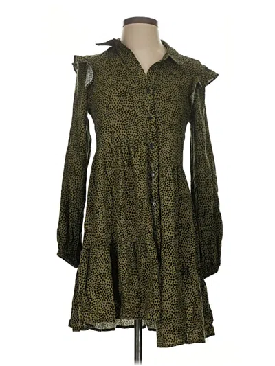 Pre-owned Stradivarius Casual Dress In Green