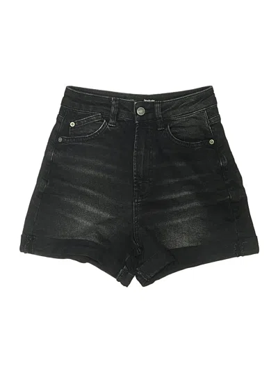 Pre-owned Stradivarius Denim Shorts In Black