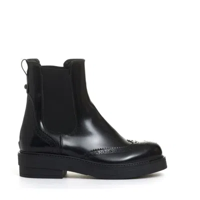 Strategia Black Leather Ankle Boots With Brogue Detailing