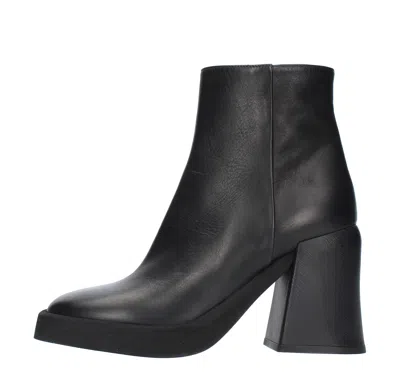 Strategia Boots Black In Nero Neri E Grigi