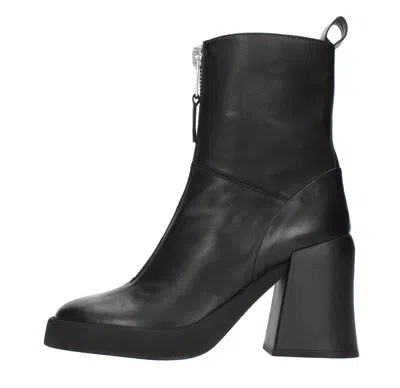 Strategia Boots Black In Nero Neri E Grigi
