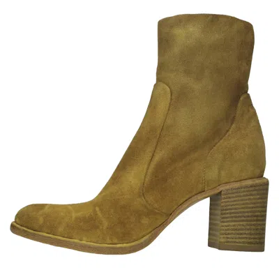 Strategia Boots In Multi