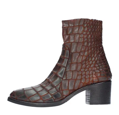 Strategia Boots In Marrone Marroni