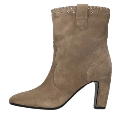 Strategia Boots In Brown