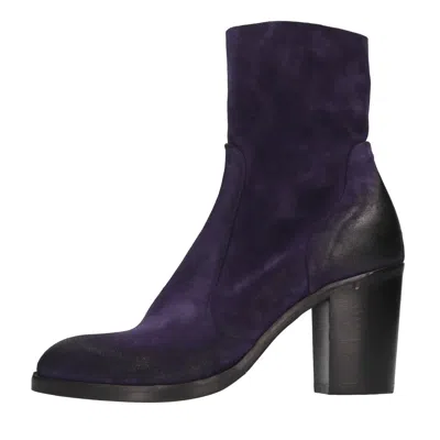 Strategia Boots In Purple