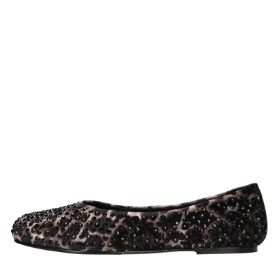 Strategia Flat Shoes In Black