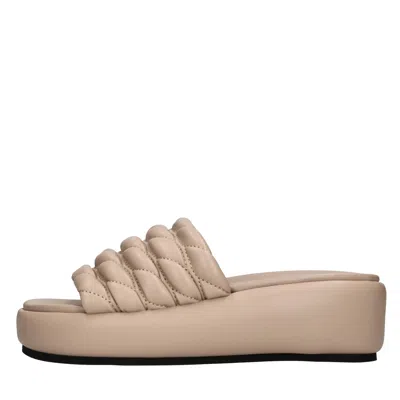 Strategia Sandals Beige In Beige Chiari E Naturali
