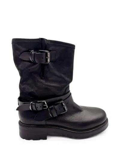 Strategia Shoes Buckle-detail Leather Boots In Black
