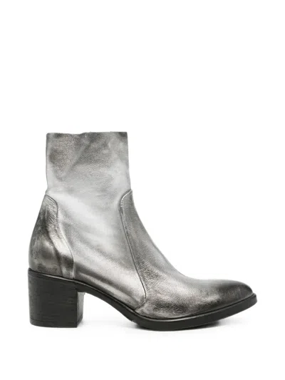 Strategia Shoes Metallic-effect Leather Ankle Boots In 실버 톤