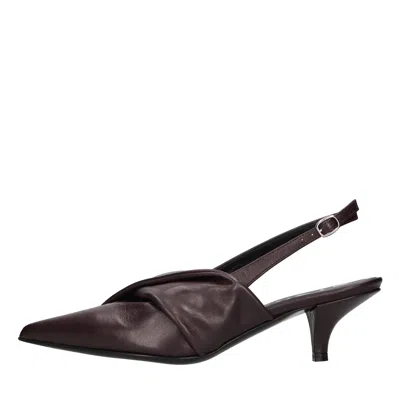 Strategia With Heel In Multi