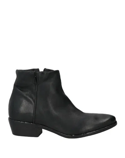 Strategia Woman Ankle Boots Black Size 7 Leather