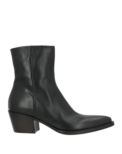 Strategia Woman Ankle Boots Black Size 8.5 Leather