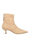 Strategia Boots Beige In Beige