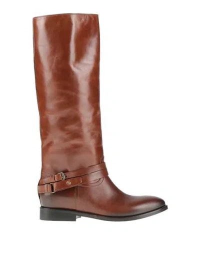 Strategia Woman Boot Tan Size 8 Leather