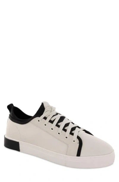 Strauss And Ramm Leather Sneaker In Off Whte