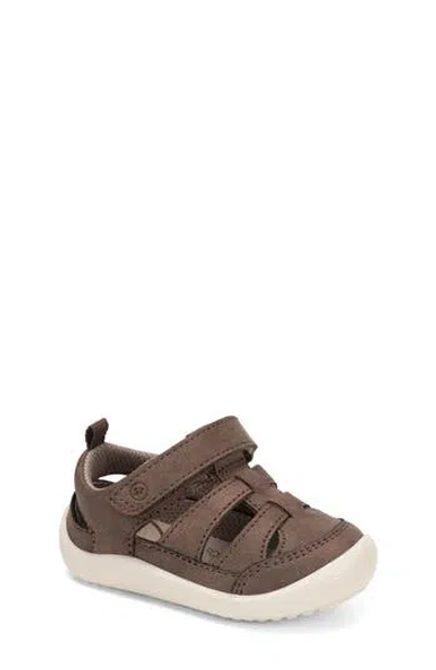 Stride Rite Kids' Amos 4 Sandal In Brown