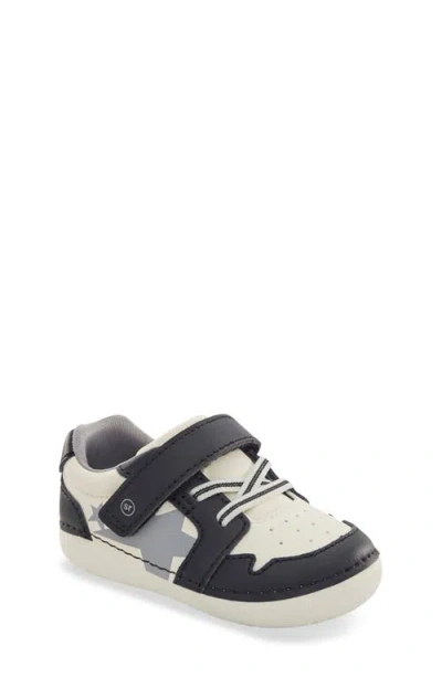 Stride Rite Kids' Waverly Soft Motion™ Sneaker In White