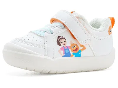 Stride Rite Ms Rachel Where Is Herbie Low (toddler) Kid's Shoes White : 3 Infant M, Synthetic In Multi