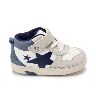 Stride Rite Rockstar Sneaker - Little Kid In Neutral