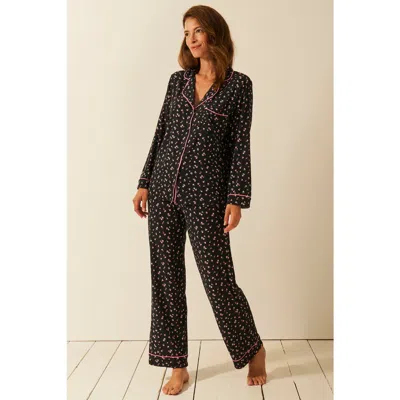 Stripe & Stare Long Pyjama Set In Black