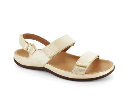 STRIVE WOMEN'S KONA SANDALS IN GOLD METALLIC