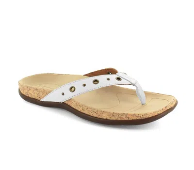 Strive Women's Saria Sandals In White
