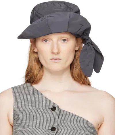 Strongthe Gray Knot Structured Beret In Dark Grey
