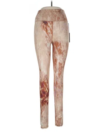 Strut This Active Pants In Brown