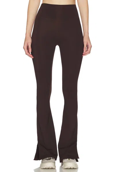 Strut This Beau Pant In Kona In Brown
