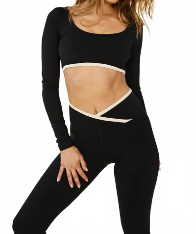 Strut This City Crop Top In Black/shell