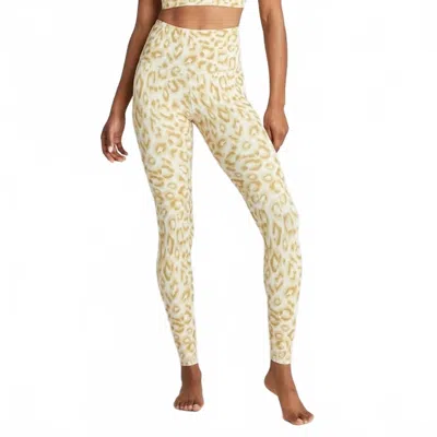 Strut This Scarlett Ankle Legging In Sand Lynx In Yellow