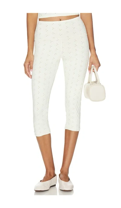 Strut This The Eyelet Capri Pant In White