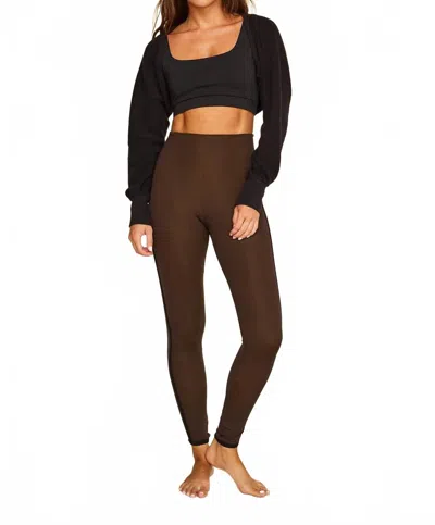 Strut This The Shrug In Inside Out Black